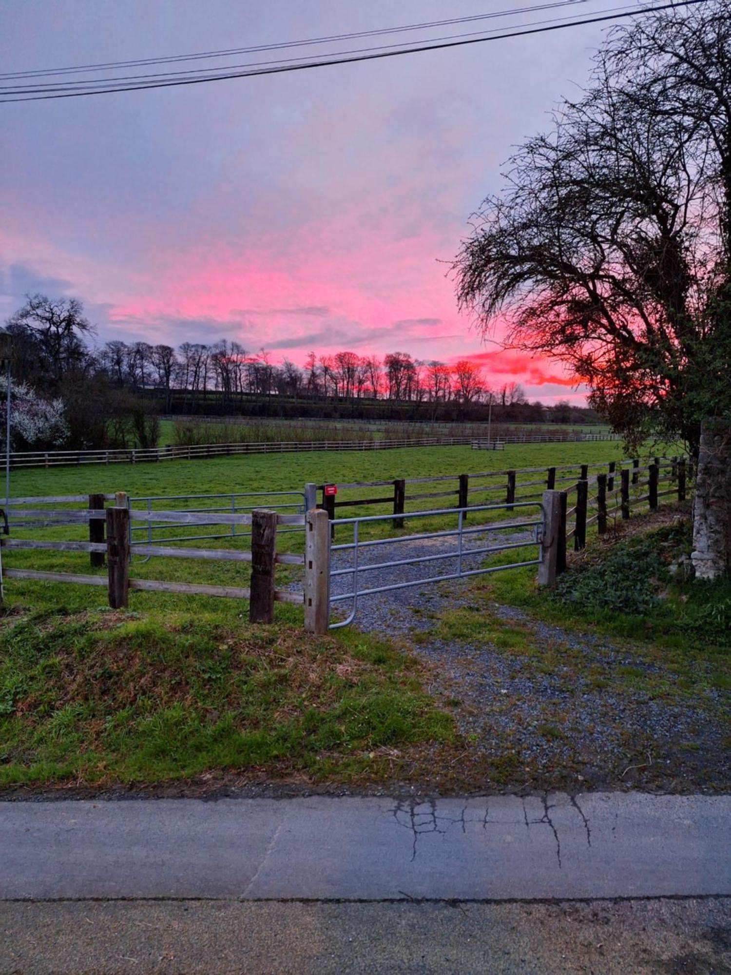 Vila Le P'Tit Benete Russy Exteriér fotografie